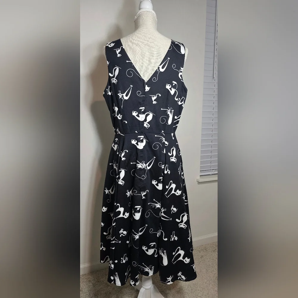 Eva Rose Like New Elegant Black and White Cat Print Dress, Size XL - Picture 6 of 13